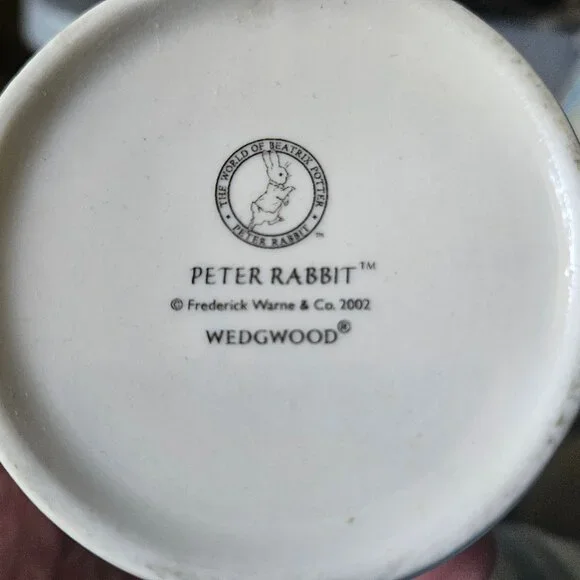 Peter Rabbit Christening mug - Picture 5 of 5